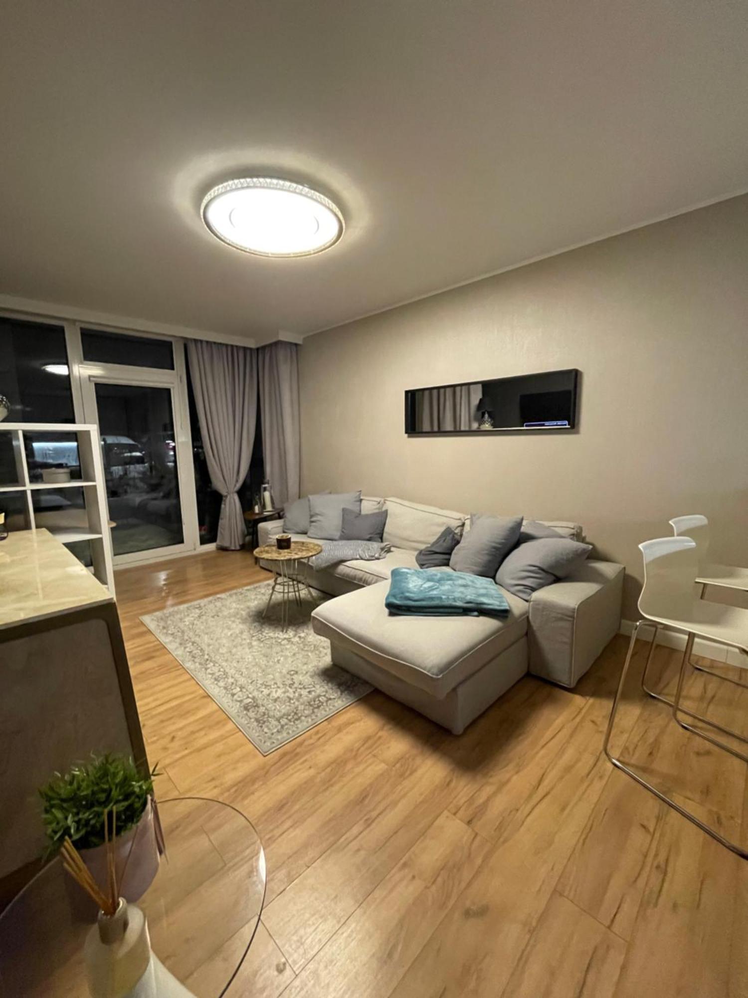 Leo Apartament *