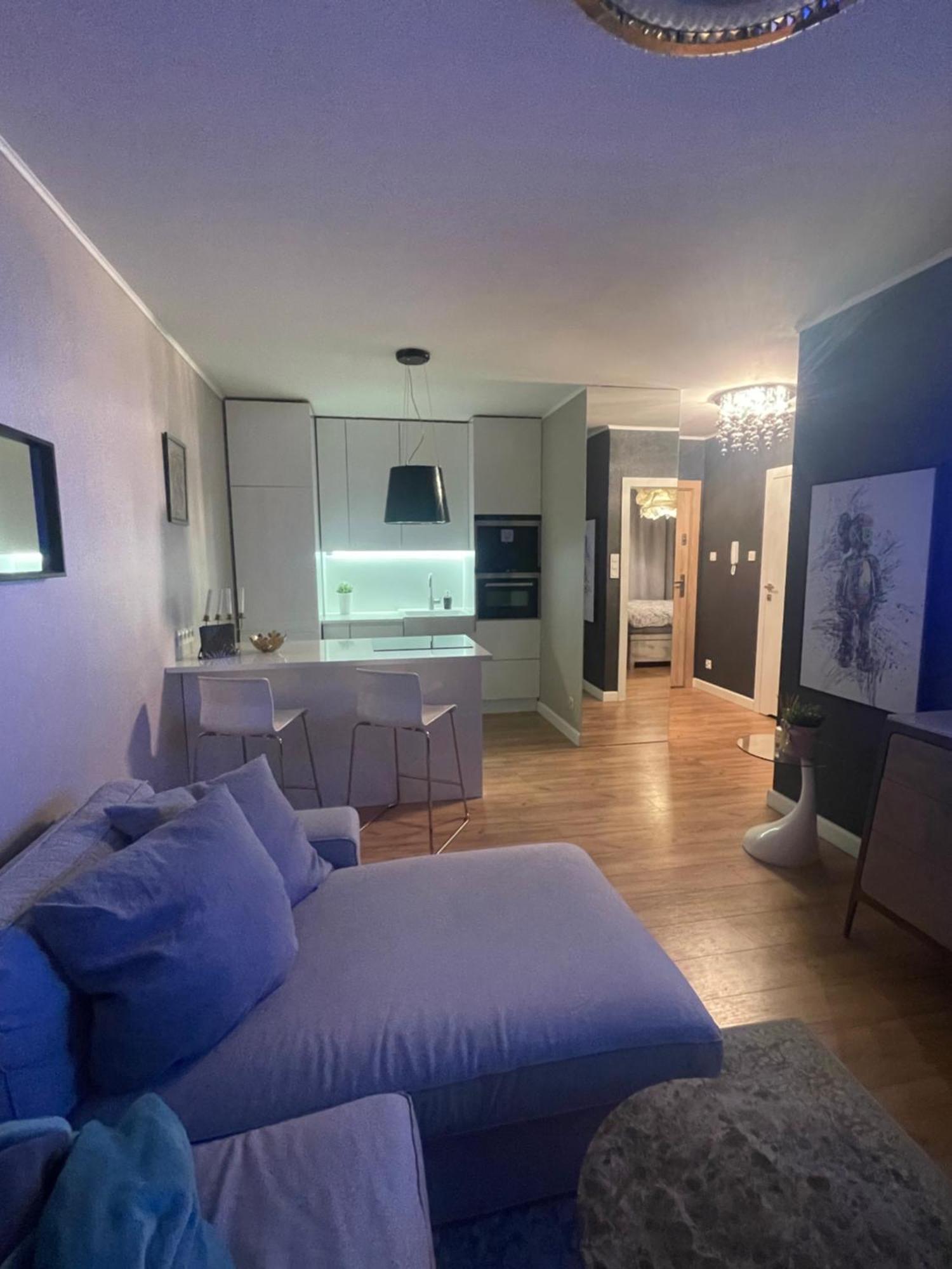 Leo Apartament *